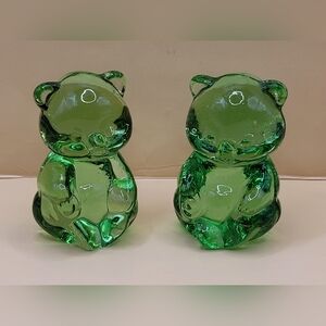 Vintage Pair Of Fenton Art Glass Sitting Bears Paperweights Figurines 4" USA